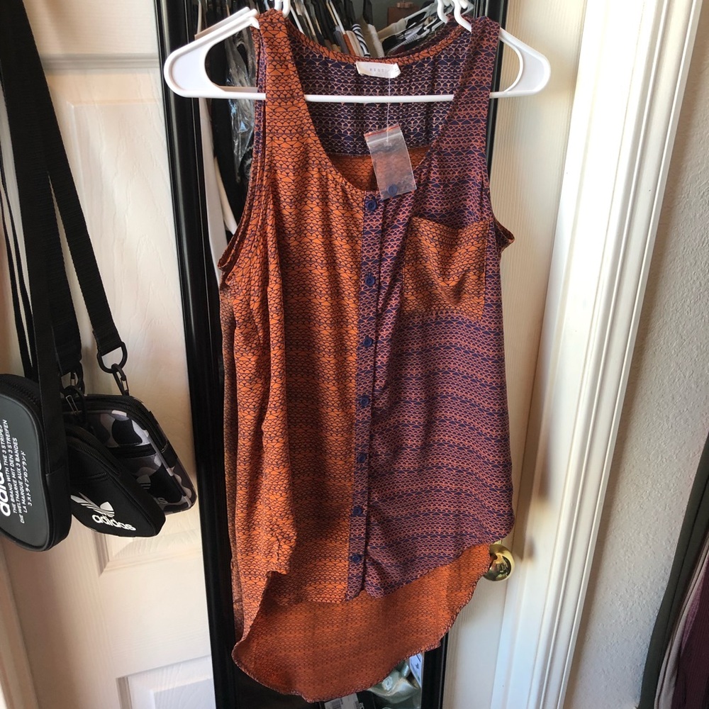 Lush Mix Print High-Low Tank - Picture 6 of 13